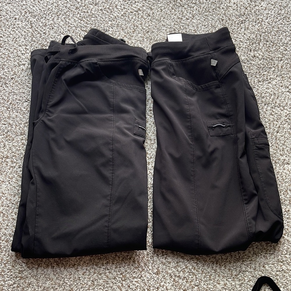 2 pairs of Cherokee infinity scrub pants